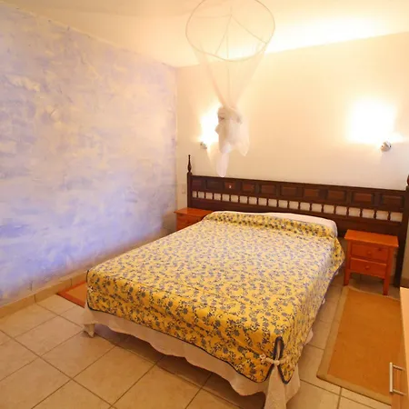 Villa Obstelix *